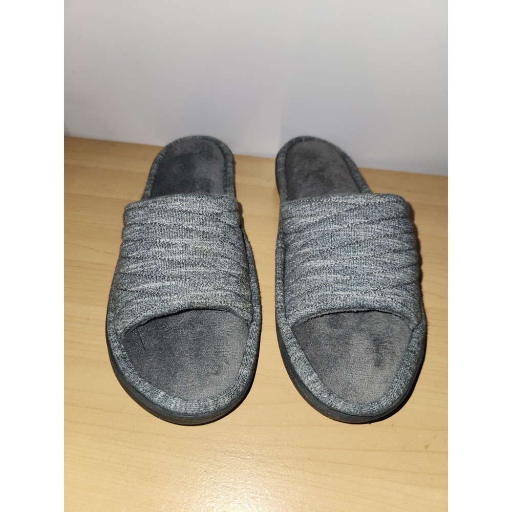 Isotoner Women's Grey House Slippers Size 9.5-10M Machine Washable~NEW‎